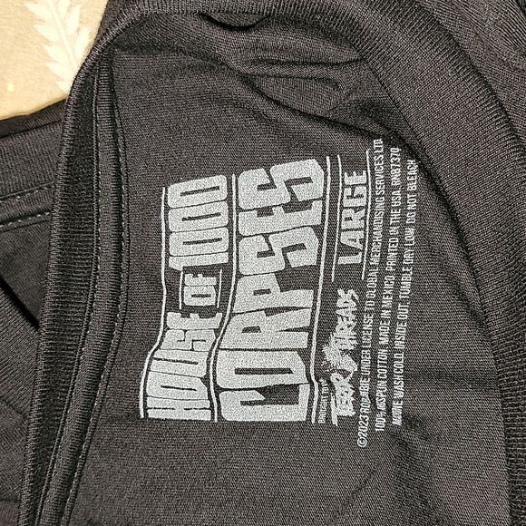 Terror Threads HOUSE OF 1000 CORPSES "RUN, RABBIT, RUN" T-SHIRT - Picture 5 of 7